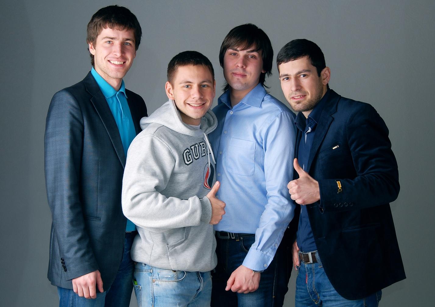 Донорство - это коллективное дело. Здесь один - в поле не воин!