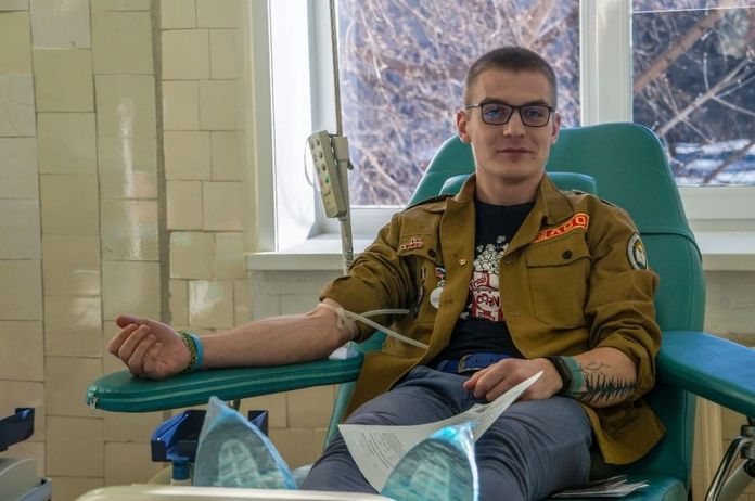 Бойцы студенческих отрядов из Благовещенска провели благотворительную акцию «Капля помощи»