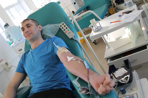 Южноуральцы поделились кровью в новогодние каникулы