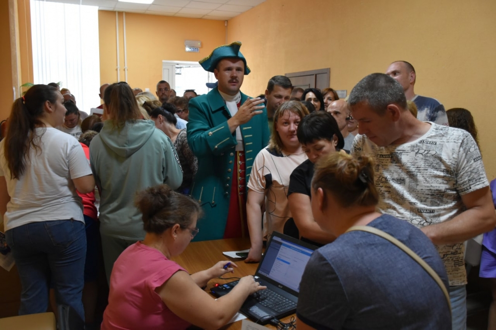 В Переславле-Залесском Петр Первый рассказал о донорстве крови 