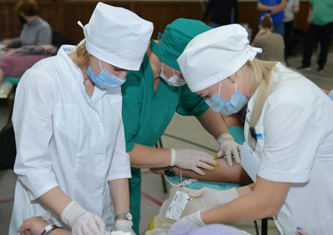 Специалисты госпиталя Вишневского провели День донора у полицейских города Истры