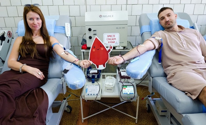 Около 800 крымчан поддержали донорскую акцию «Семья, любовь и верность»