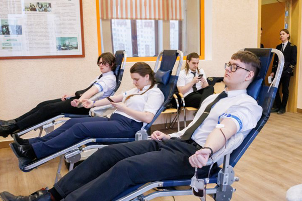 Студенты и преподаватели Санкт-Петербургского горного университета приняли участие в донорской акции