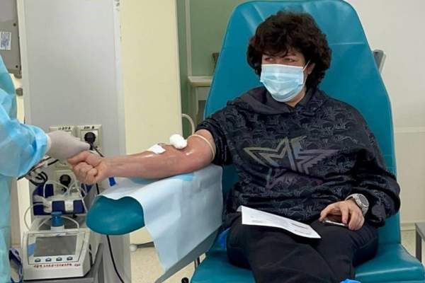 В Ульяновске журналисты сдали 30 литров крови