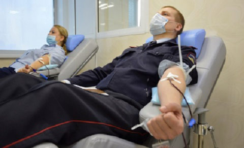 Полицейские Свердловской области организовали благотворительную акцию «Стань донором – спаси жизнь!»