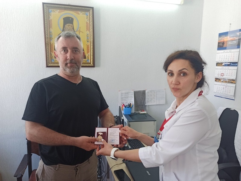 102 новых почётных донора России появилось в Крыму за полгода