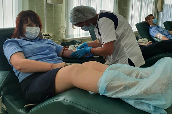 Тульские приставы пополнили банк донорской крови