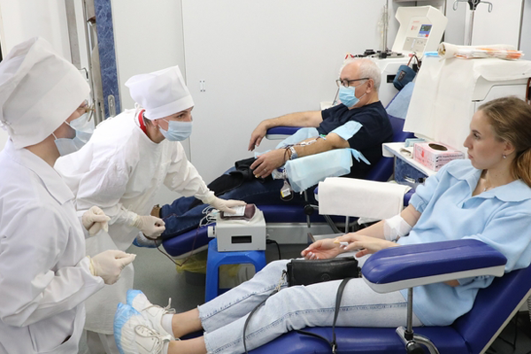 35 литров донорской крови и ее компонентов сдали сотрудники администрации Нижнего Новгорода