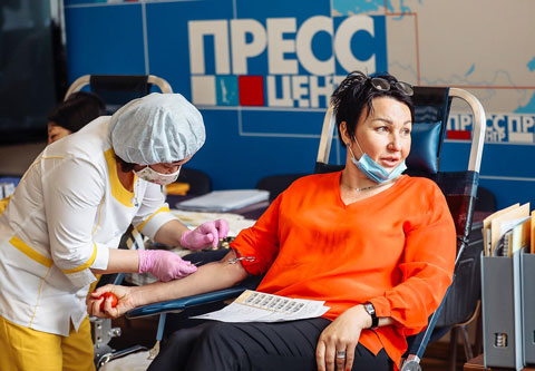 Депутаты Сахалинской облдумы присоединились к Всероссийской акции «Оставайся донором»