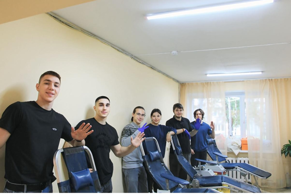 Капля жизни: студенты и сотрудники Новосибирского педагогического университета объединились в донорской акции