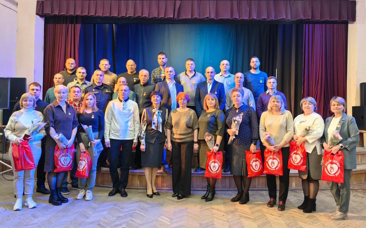 В Тамбове наградили почётных доноров