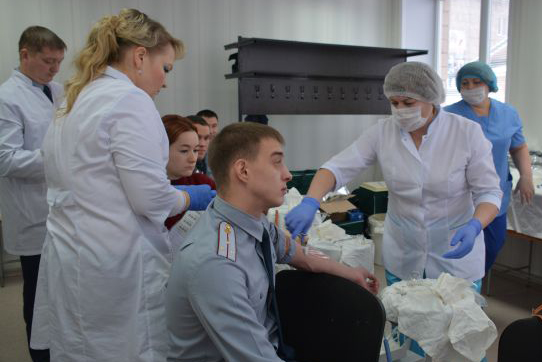 Сотрудники службы исполнения наказаний Удмуртии сдали кровь