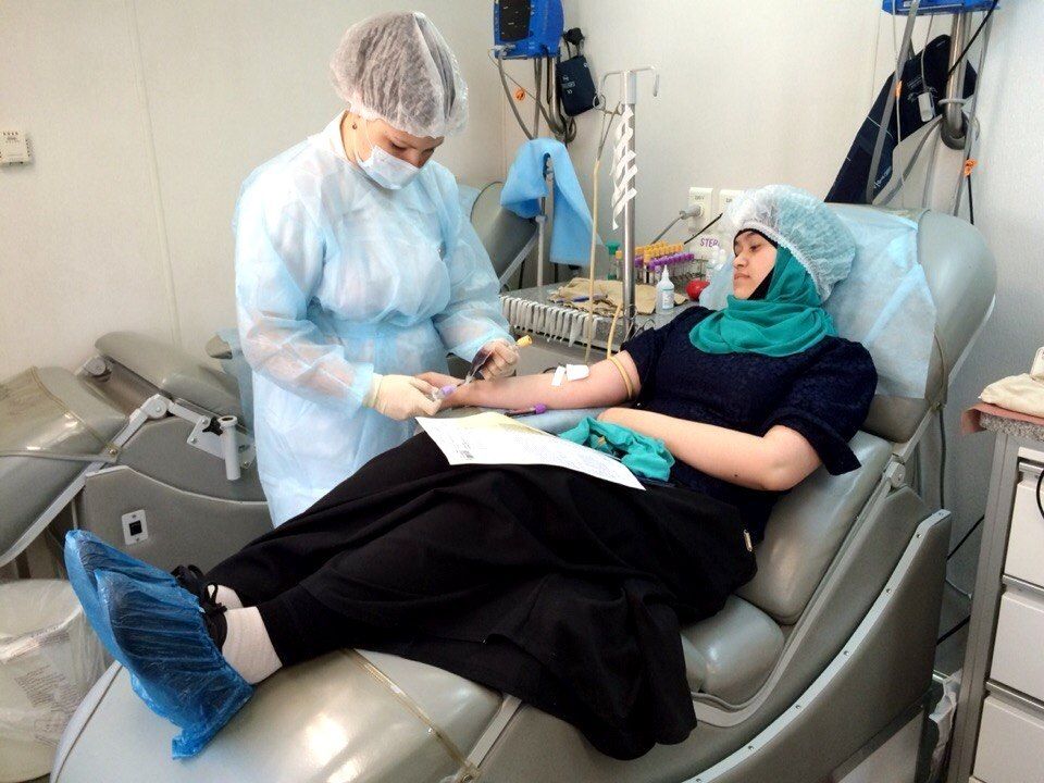 Студенты Астраханского базового медицинского колледжа сдали кровь
