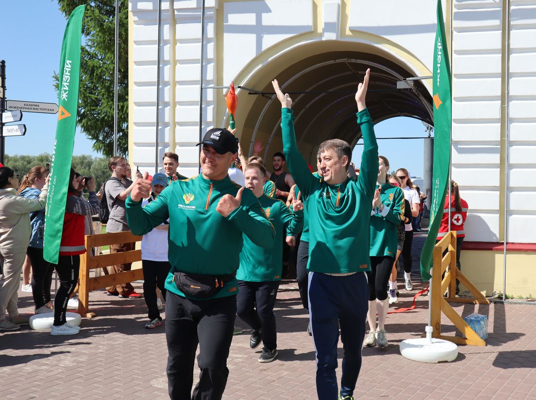 «Огонь жизни» зажёг сердца в Омске: 800 омичей поддержали донорство костного мозга