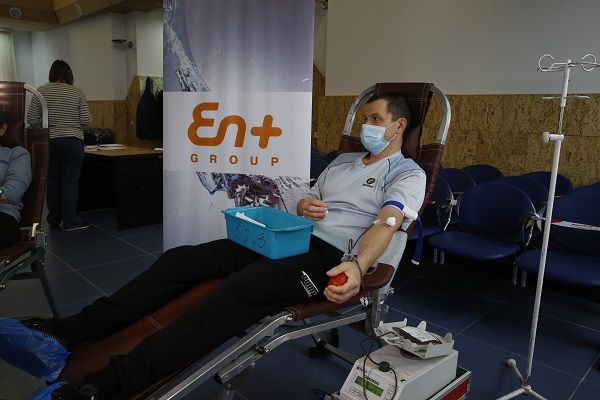 На Красноярской ГЭС прошла акция по сдаче крови