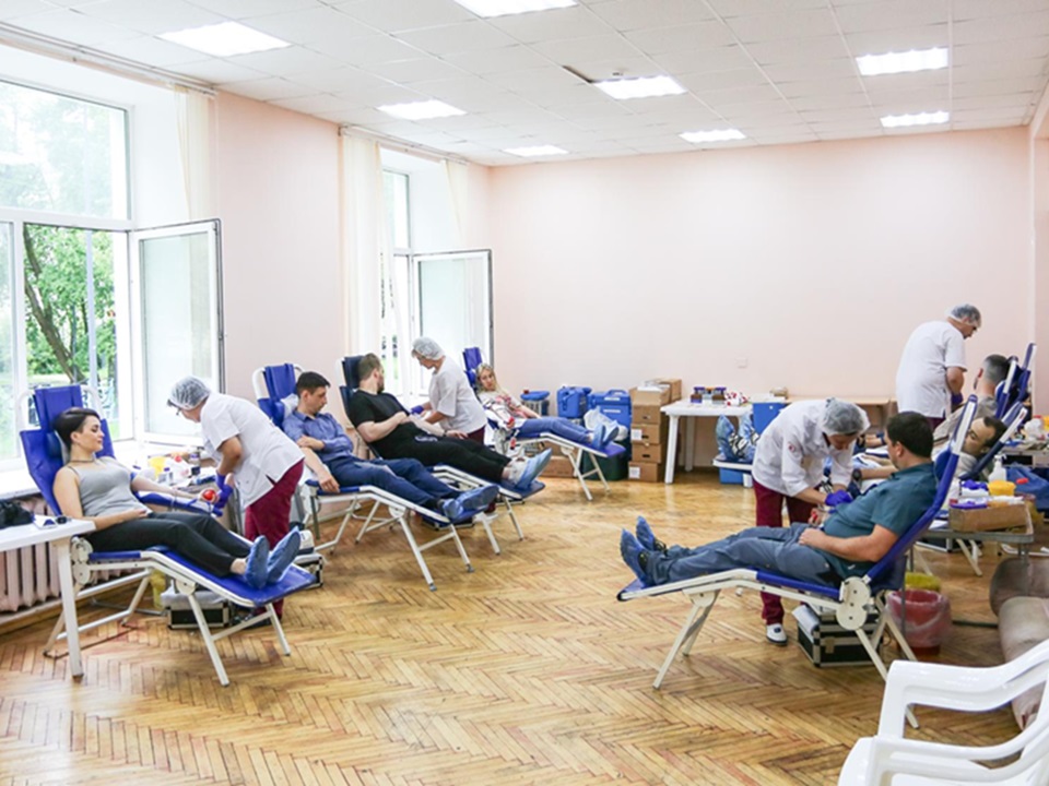 Две донорские акции в Дубне в июле пополнили банк крови Московской области на 70 литров