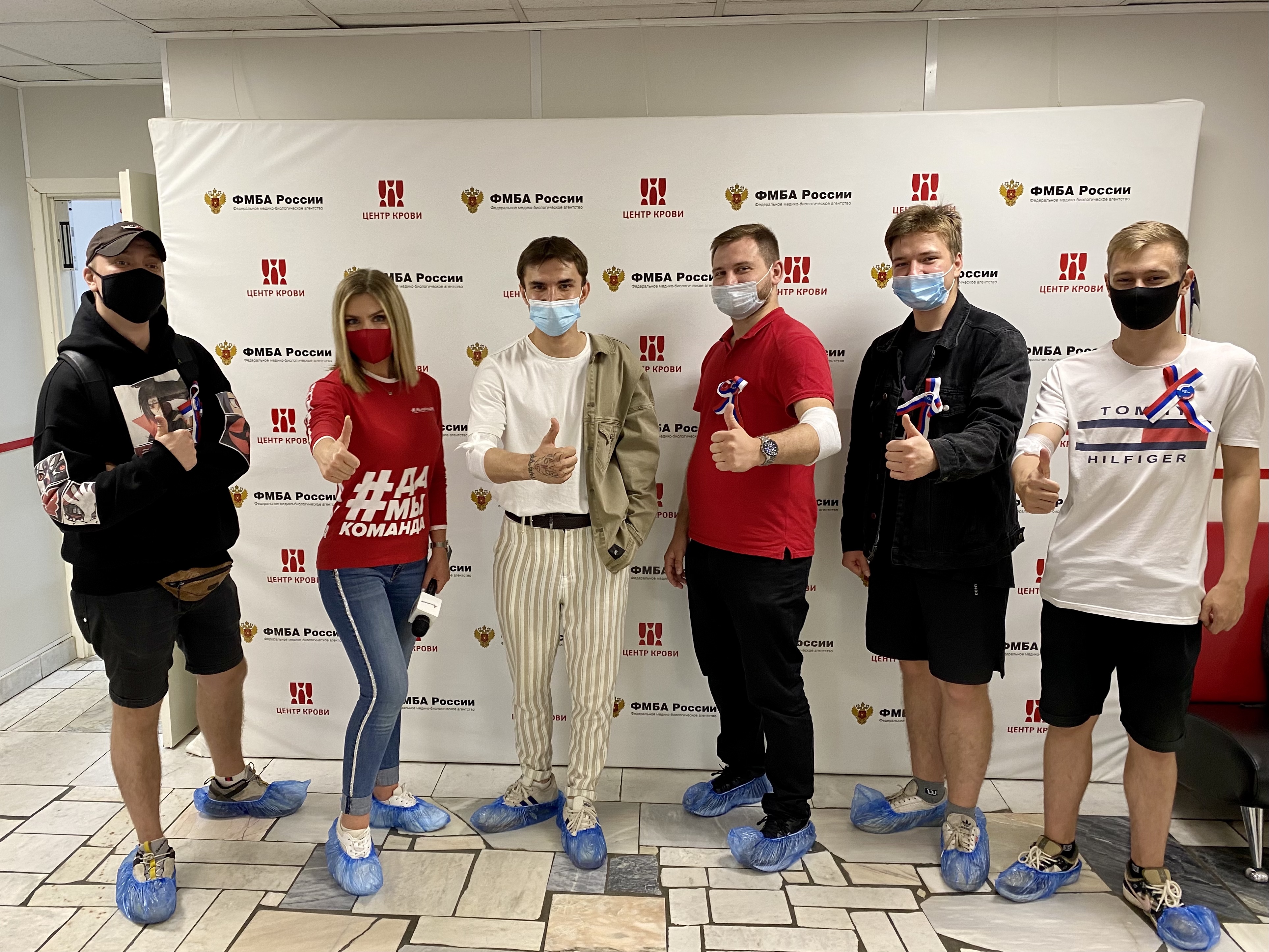 Центр крови ФМБА России и «Молодежка ОНФ» отметили День государственного флага донорской акцией