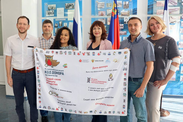 Спасти чью-то жизнь: кемеровские энергетики приняли участие в корпоративном Дне донора