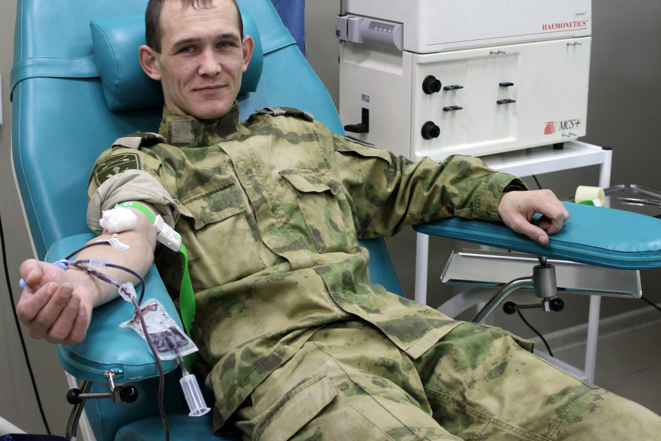 Росгвардейцы Республики Алтай стали донорами крови