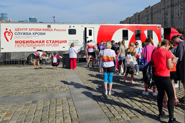 Капля крови — шанс на жизнь: в эти выходные потенциальными донорами костного мозга стали более 160 человек