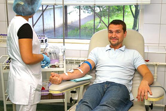 Более 2500 донаций за неделю — благодаря дням донора тысячи людей сдают кровь в удобное время