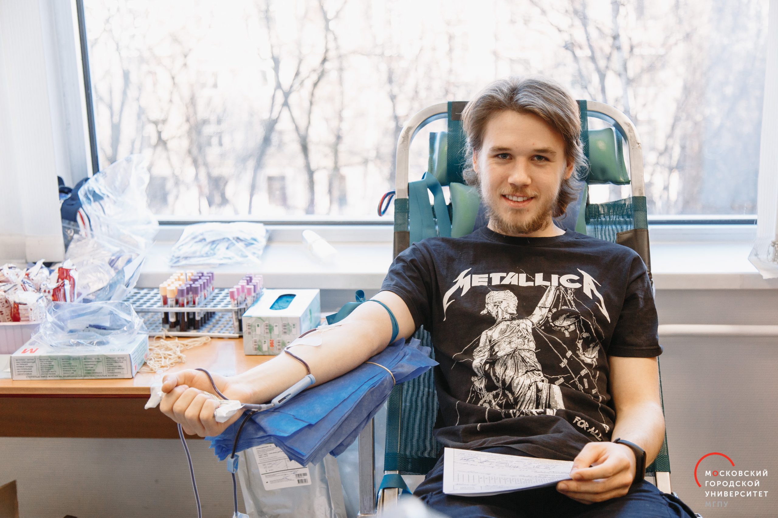 Педагогический университет провел донорскую акцию 