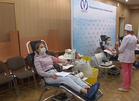 80 сотрудников петербургского метро стали донорами крови