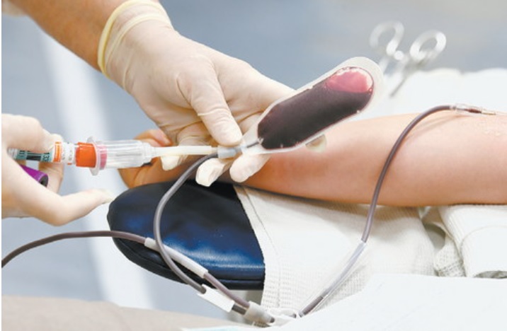 Тяга спасать людей. Более 80 железнодорожников в Москве сдали кровь