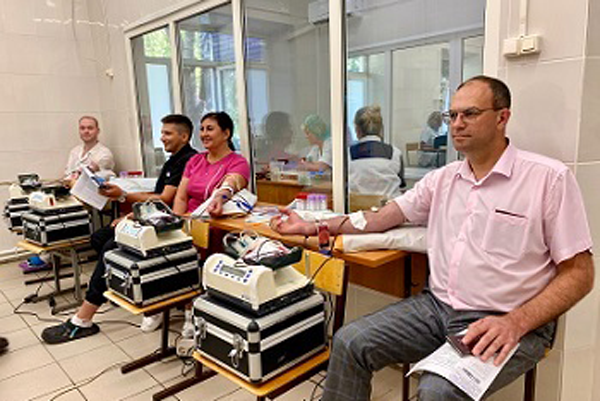 Сотрудники Центральной клинической медсанчасти в Ульяновске приняли участие в донорской акции