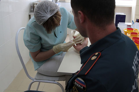 Более 100 сотрудников Главного управления МЧС по Северной Осетии стали донорами крови в акции «30 добрых дел»