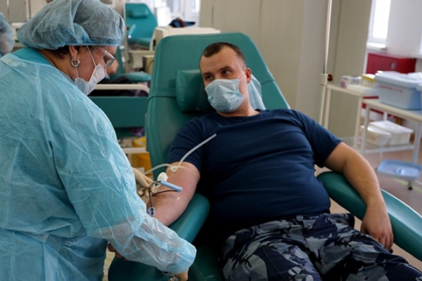 Сотрудники Управления по конвоированию ГУФСИН России по Челябинской области приняли участие в акции по сбору донорской крови