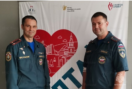 «Сдавая кровь – спасаешь жизнь»: Алтайские спасатели провели донорскую акцию