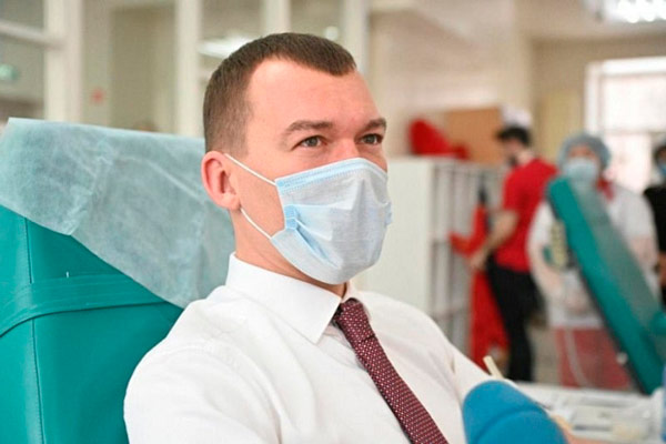 К акции «Оставайся донором» присоединился губернатор Хабаровского края