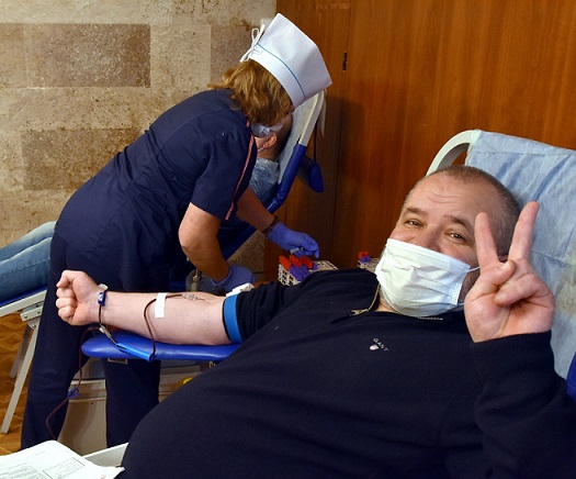 Крымский академический русский драматический театр им. М. Горького принял участие в Всероссийской акции #КультураДонорству#КультурныйКодДонора