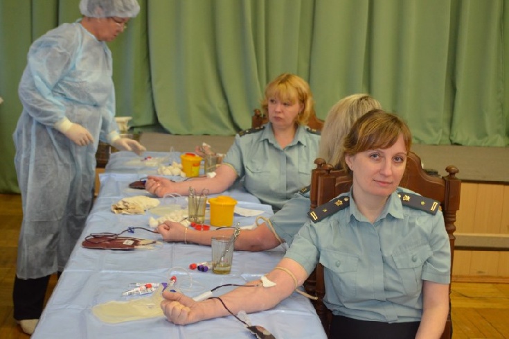 У ивановских судебных приставов прошел День донора