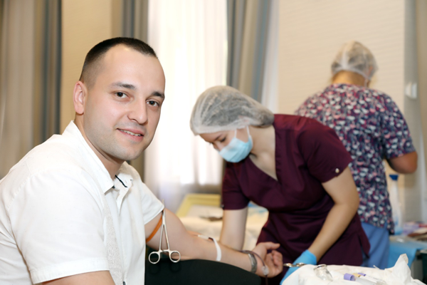 70 сотрудников «Удмуртнефти» и ее дочерних обществ сдали кровь на Дне донора