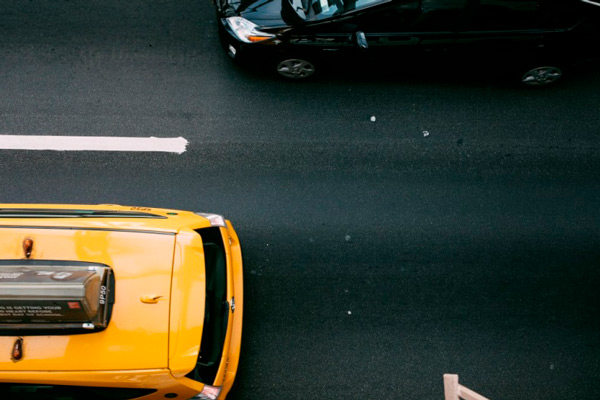 Донорам бесплатно: такси помогают добраться до центров крови