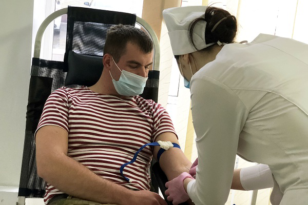 Более 50 военнослужащих приняли участие в акции «От сердца к сердцу» в Чеченской Республике