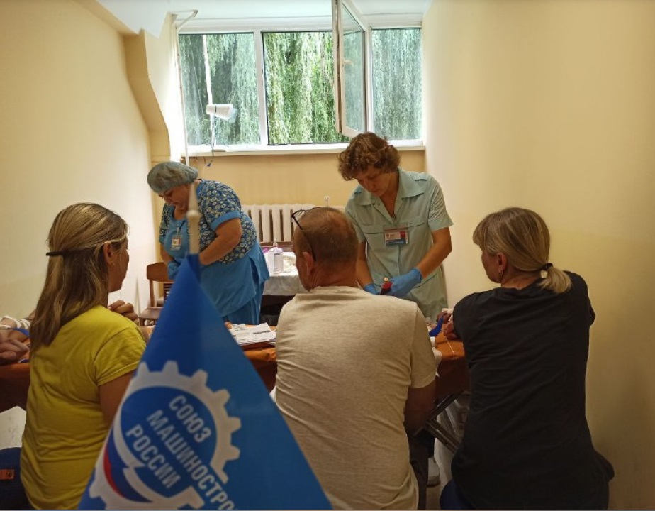 «Во имя жизни»: Донорская акция прошла на Прибалтийском судостроительном заводе «Янтарь» в Калининграде