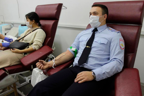 Сотрудники силовых структур Республики Тыва провели благотворительную акцию по сдаче крови