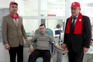 Волонтеры Эстафеты Олимпийского огня стали донорами крови