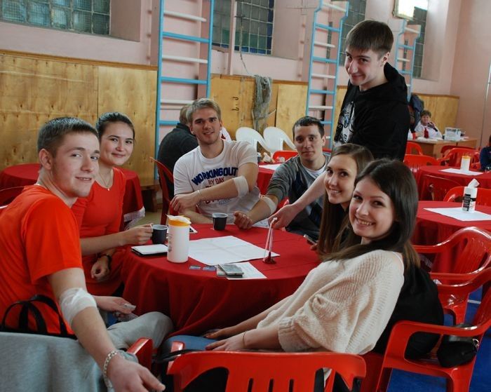 Студенты Южноуральских Вузов пополнили банк крови на 86 литров