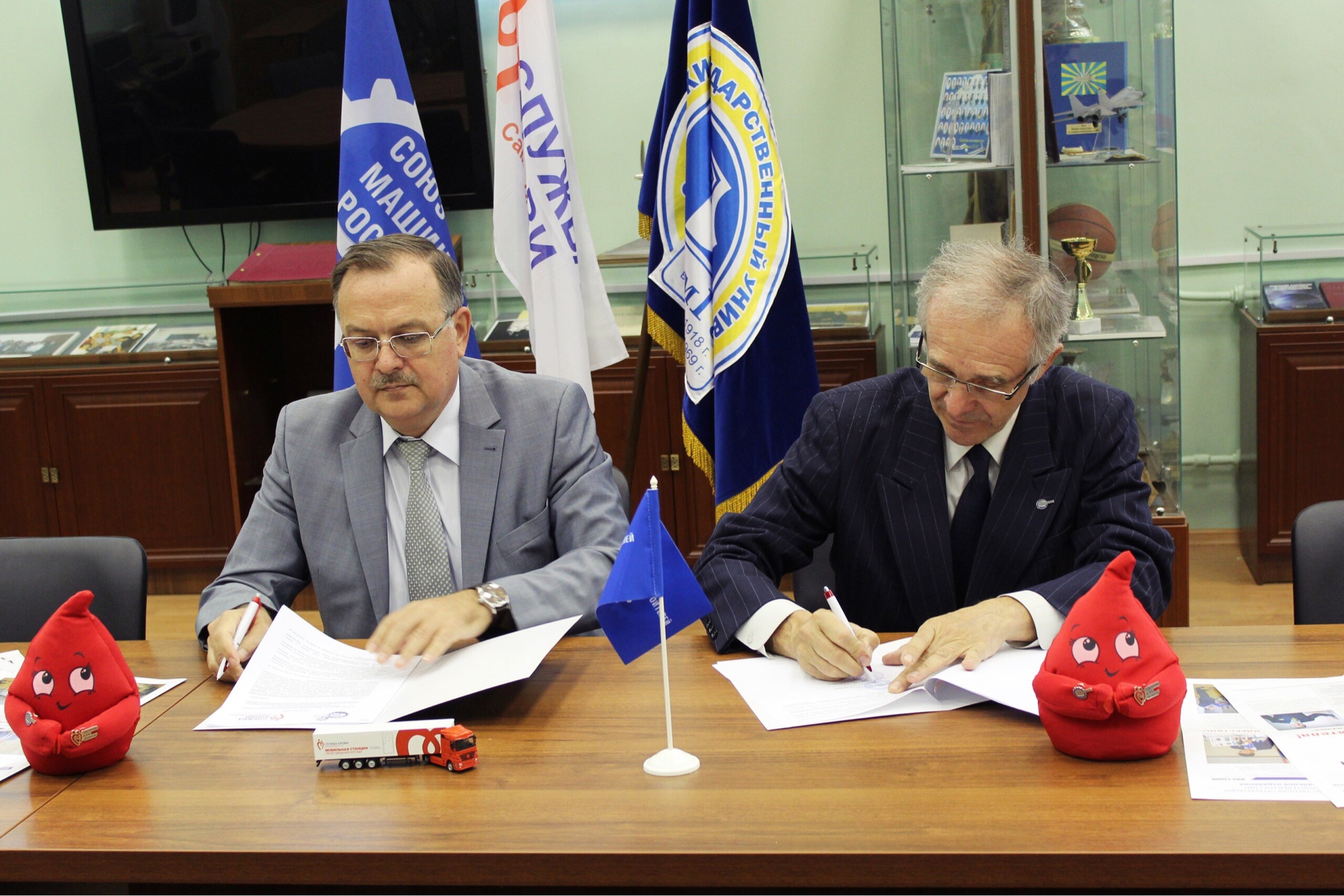 Сотрудничество с удвоенной силой