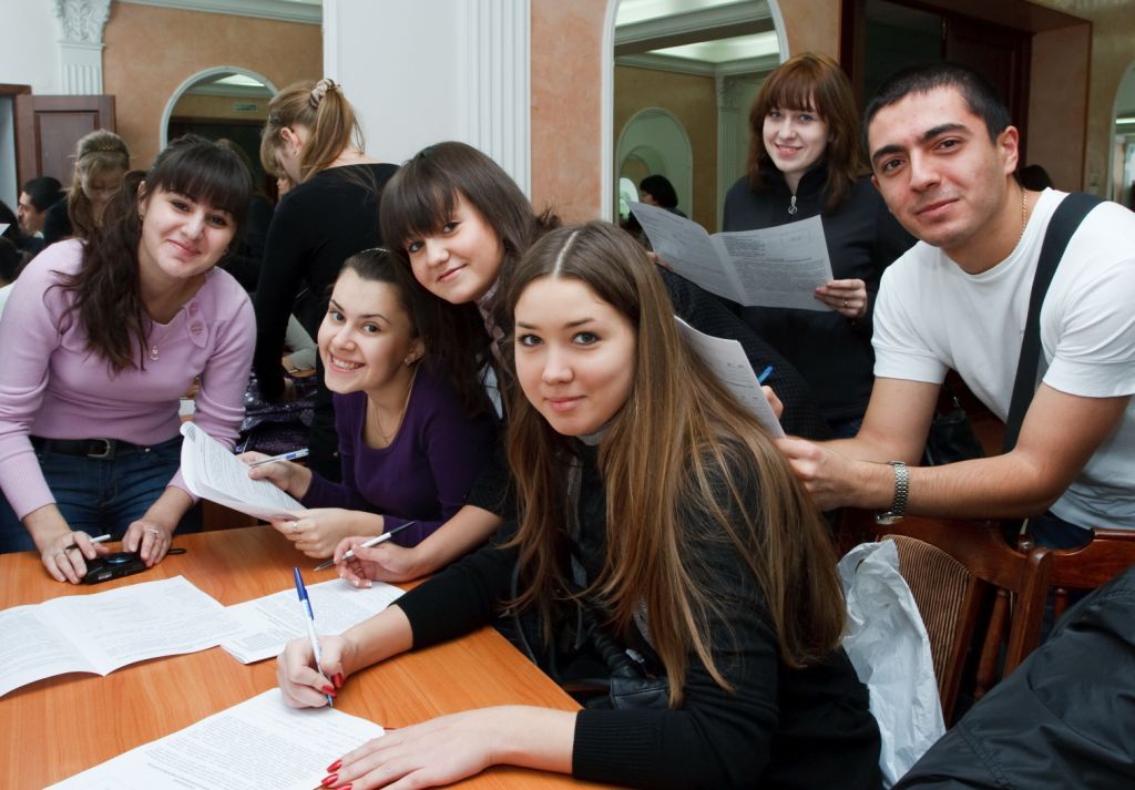 В КИРОВО-ЧЕПЕЦКОМ ПЛАЗМОЦЕНТРЕ – МОЛОДЕЖНАЯ ВОЛНА ДОНОРСТВА СТВОЛОВЫХ КЛЕТОК