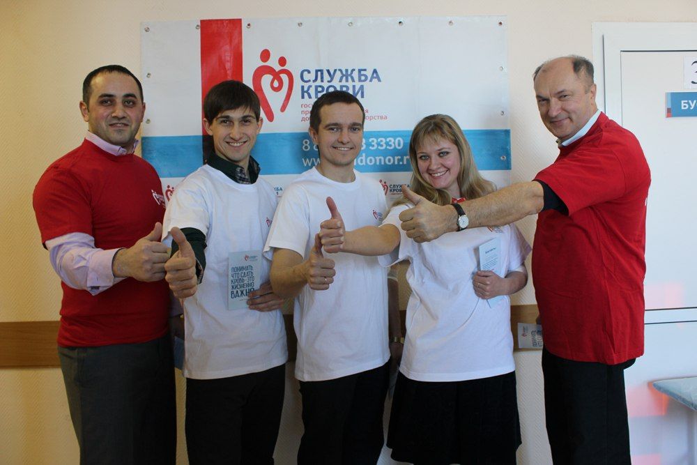 Улыбка - их компас земной…