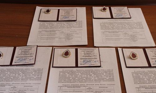 Пять жителей Ненецкого округа награждены знаком «Почетный донор России»