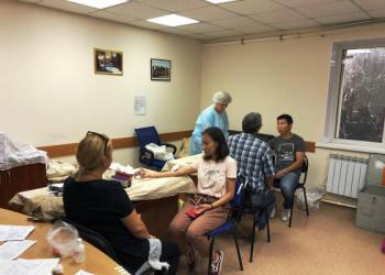 Авиаторы Якутии помогают своей кровью