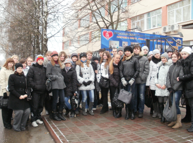 Студенты Брянска приняли участи в акции "День донорского совершеннолетия"