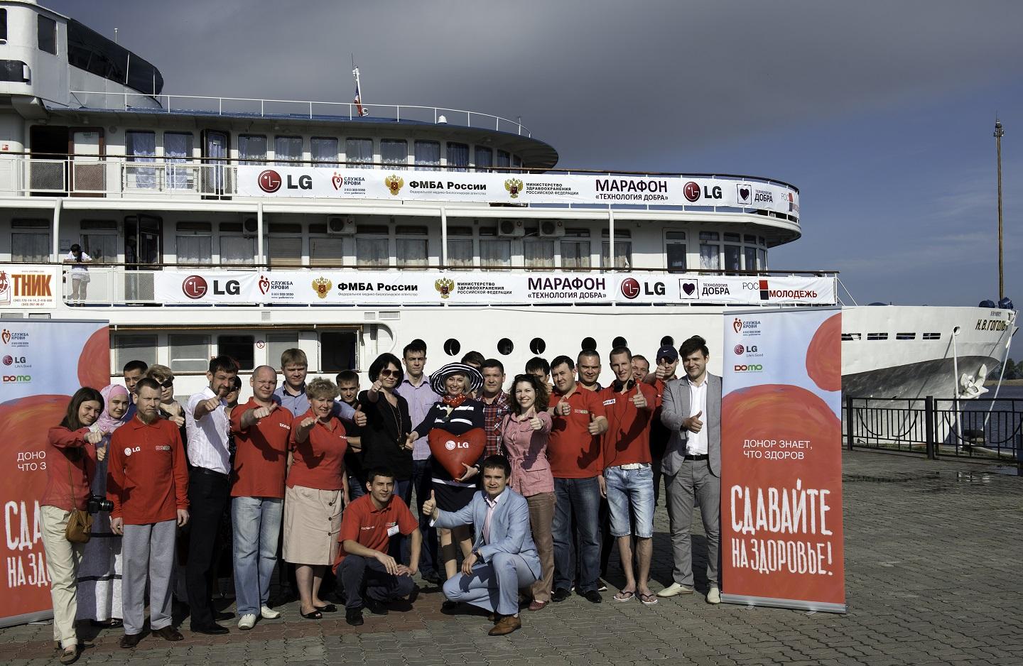Добрые дела охватывают Россию. 27 мая в Казани прошел День донора  с участием прославленного спортсмена города в рамках всероссийского проекта Марафон «Технология добра»
