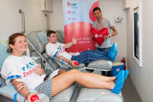 Участники Всероссийского молодежного образовательного форума «Селигер-2013» побили всероссийский рекорд по количеству доноров